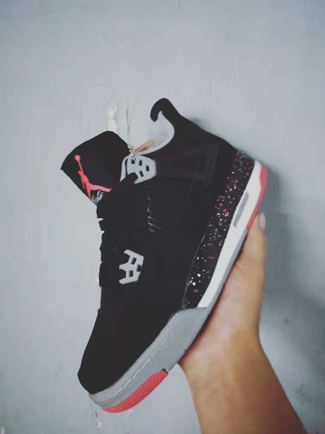 2019 Air Jordan 4 Retro Black Red Spray Ponit